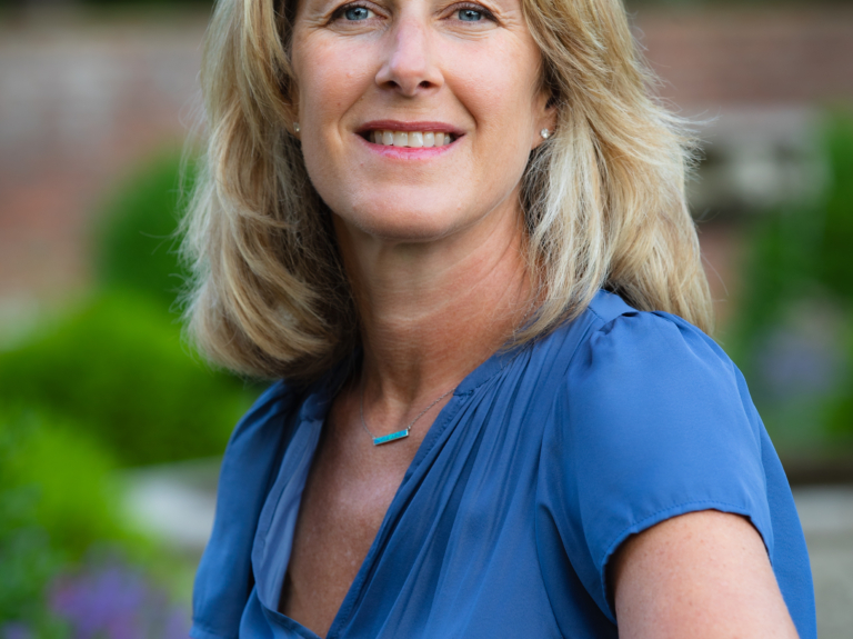 Nicole Morris Headshot 2025